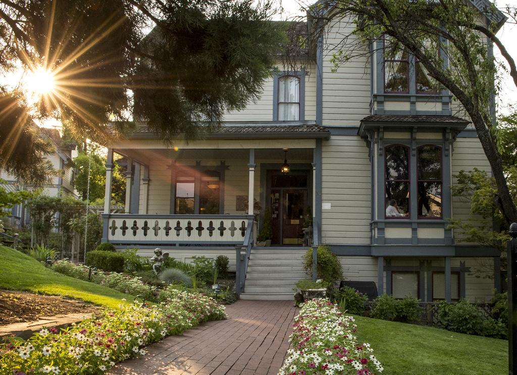 Winchester Hotel